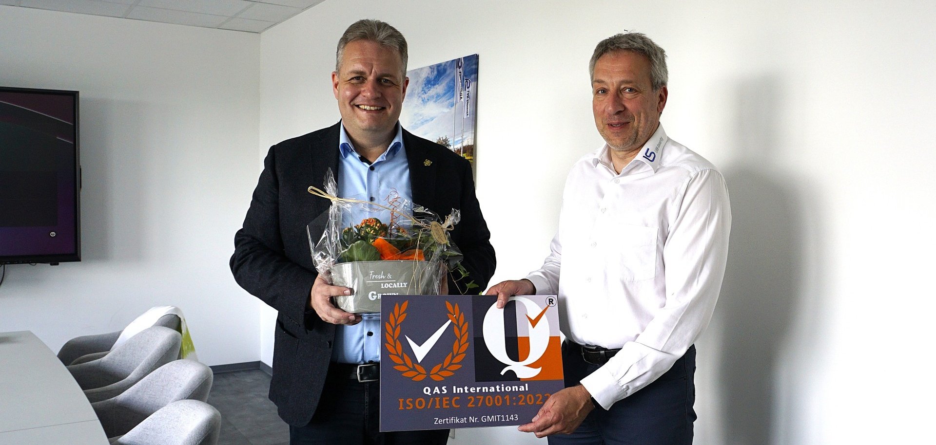 Wandern Wäller Tour Hohe Hahnscheid Ausblick Hessenblick